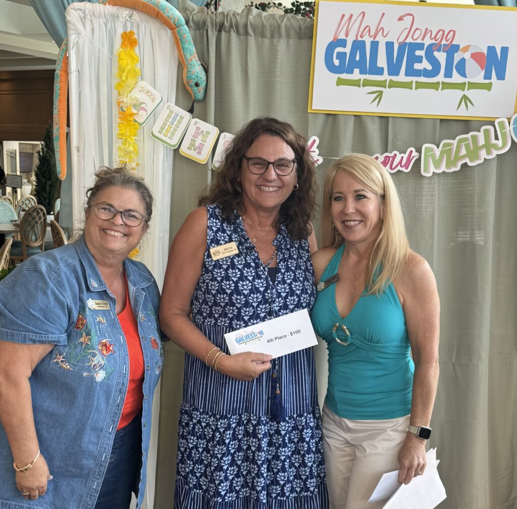 Fourth Place Winner, Dee Fox of the Woodlands