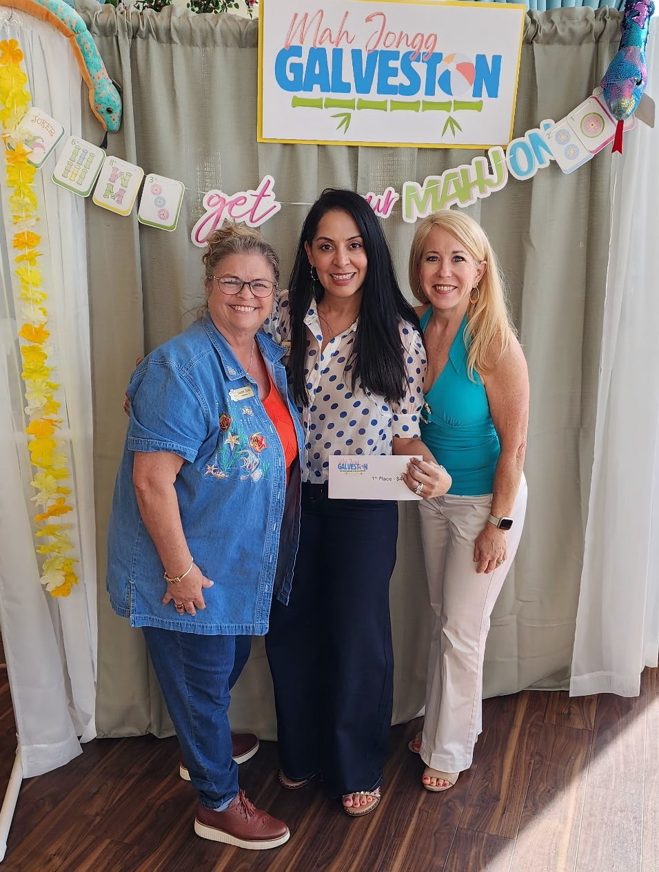 First Place Winner, Nicole Barbosa of the Woodlands, with Tournament Hosts, Tammie Taylor and Veronica Hugger